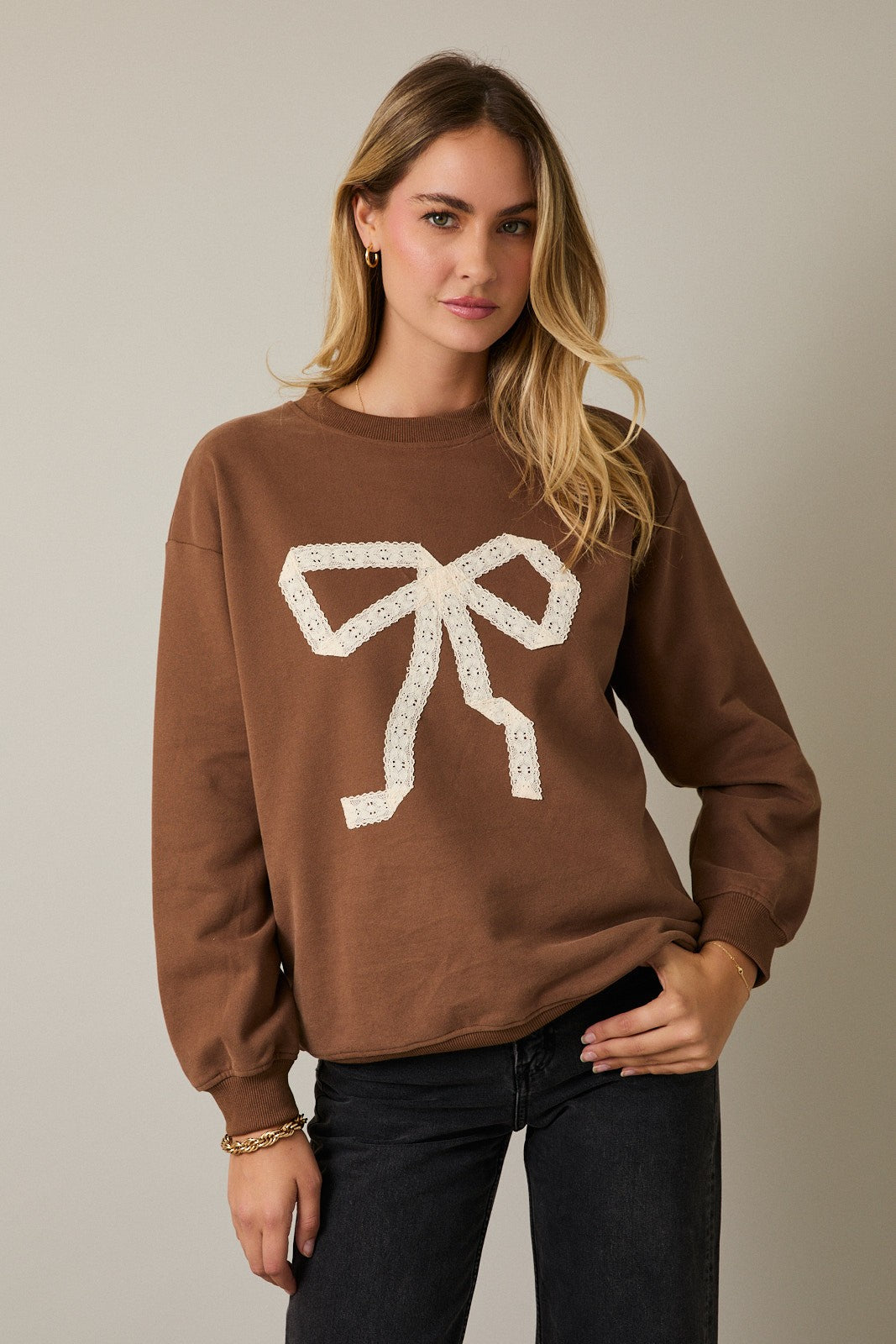 Lacey Sweatshirt